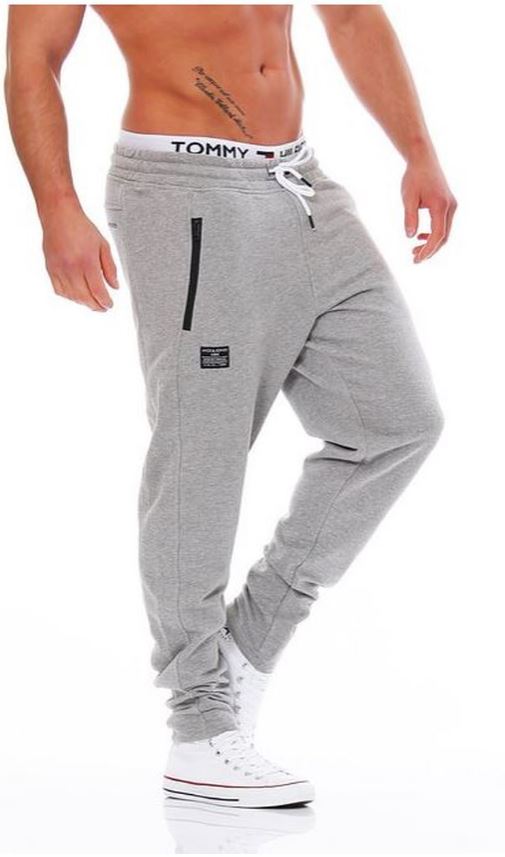 50% Rabatt auf Jack &amp; Jones Jogging Hosen Sweat Pants in 2 Modellen!