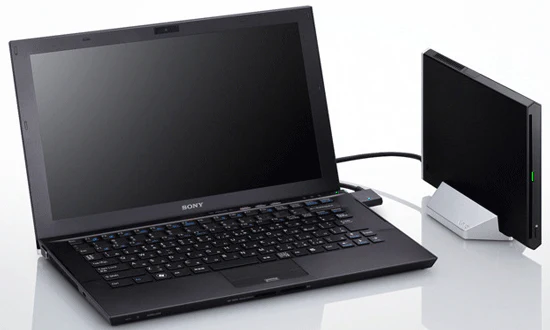 Sony Vaio VPC-Z21Q9E/B für 1399€ - 13,3" Notebook mit i7-2620M, 8GB Ram, Radeon HD6650M, 128GB SSD, UMTS