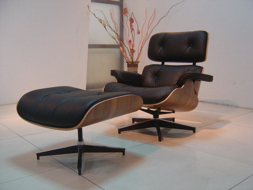 Eames Lounge Chair m. Ottoman Replika ital. Rindsleder mit Rosenholz ca. 536€ inkl. VSK
