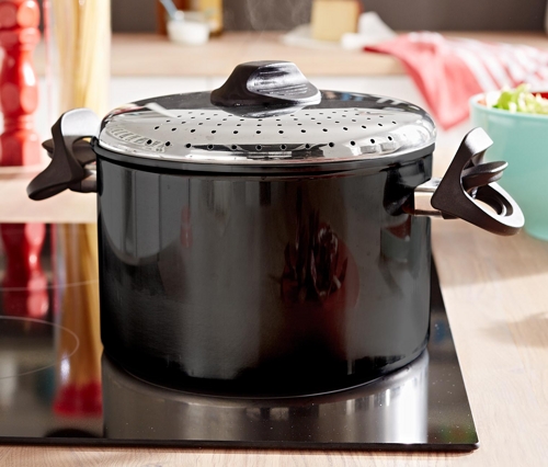 Pastatopf mit Siebdeckel für 24,90 €