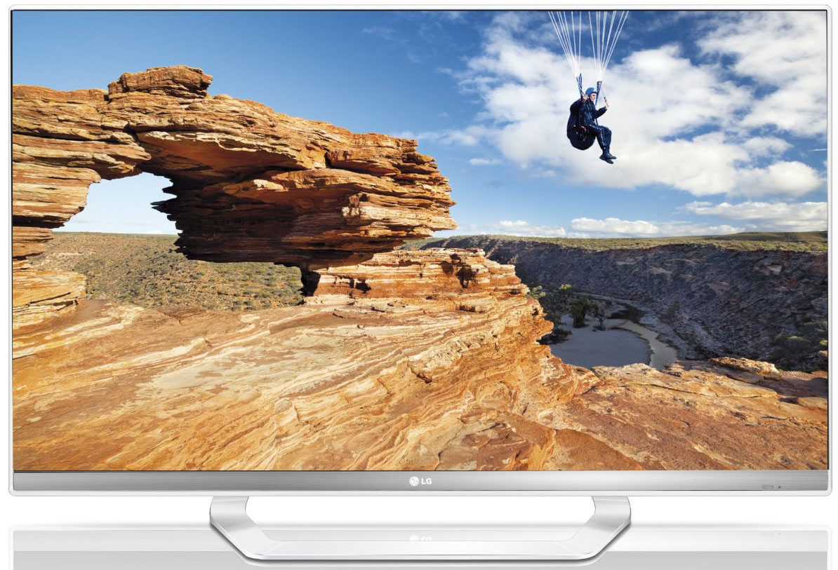 LG 47LM649S 47" 3D LED Backlight-Fernseher (Full-HD, 400Hz MCI, DVB-T/C/S2, Smart TV) in weiß/silber für 650€