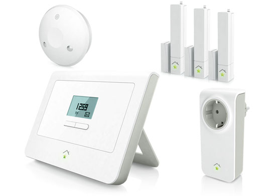RWE SmartHome Sorglos Special inkl. Rauchmelder und 3 Tür- / Fenstersensoren für 224€ (Update 1)