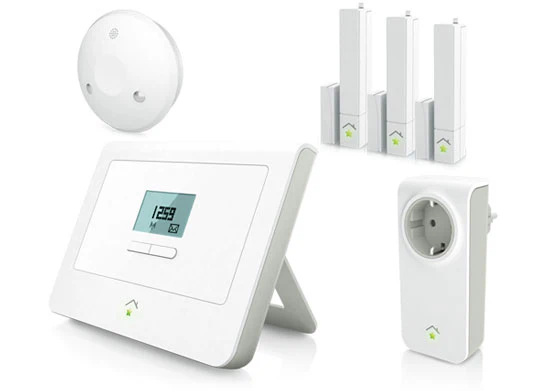 RWE SmartHome Sorglos Special inkl. Rauchmelder und 3 Tür- / Fenstersensoren für 224€ (Update 1)